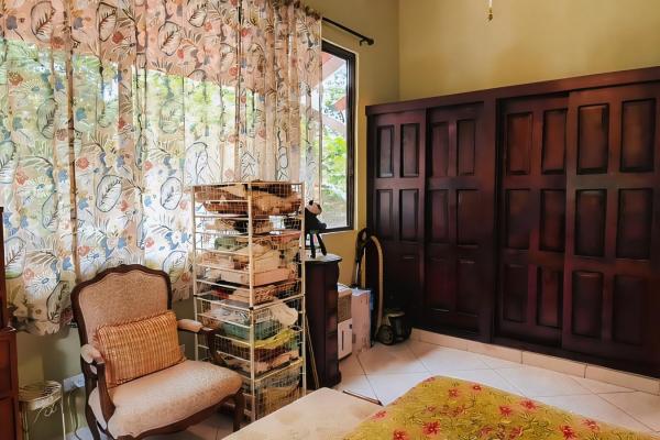 Se vende casa de montaña con impresionantes vistas en altos del maria