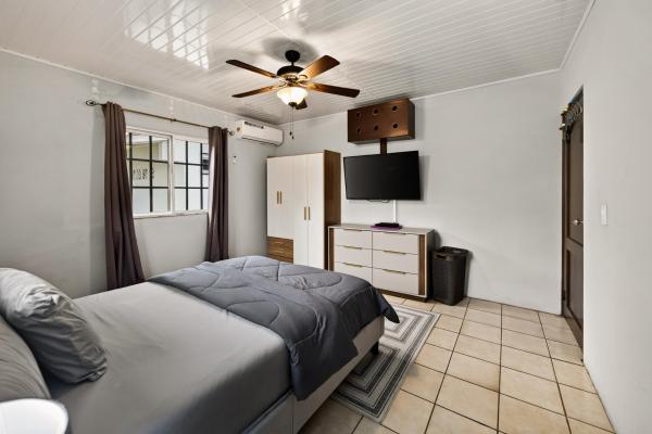 Oceanfront rental — playa malibú, gorgona