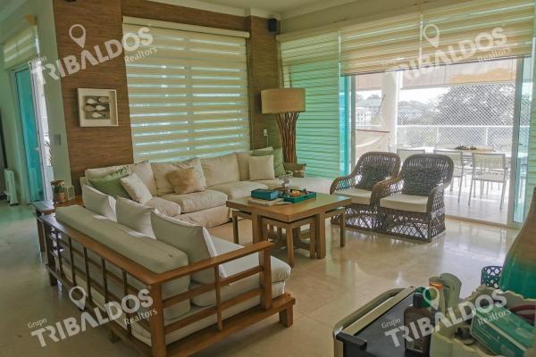 Venta de apartamento frente al mar en bijao