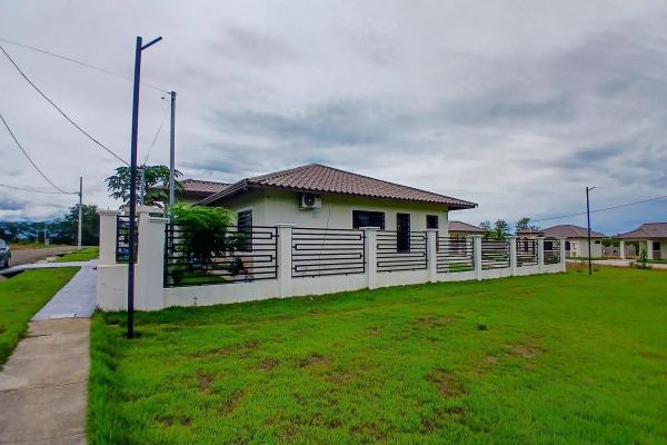 Casa de 3 dormitorios en venta en los algarrobos dolega