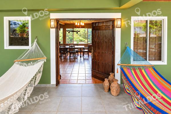 Venta de casa en cerro azul, residencial altos de cerro azul