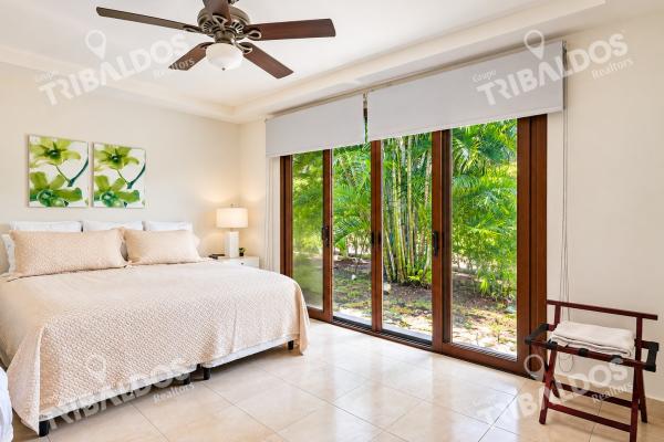 Venta de casa en buenaventura con 8 recámaras, piscina y jacuzzi