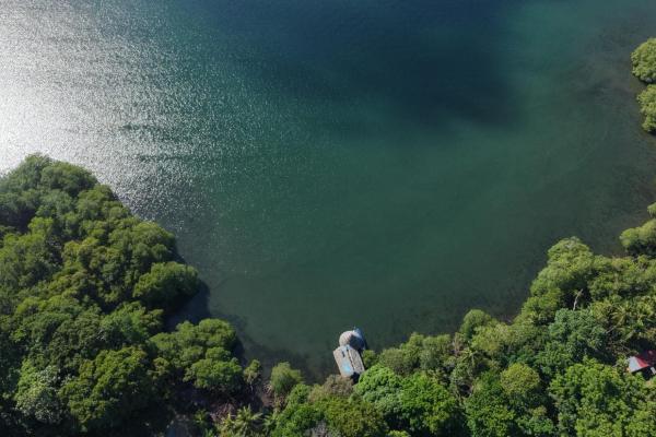 10 hectares of titled waterfront in tierra oscura