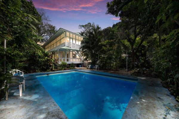 Residencia histórica de la zona del canal de panamá