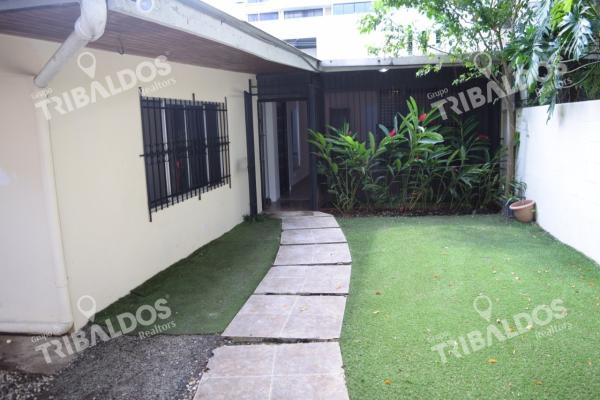Venta o alquiler de casa comercial en marbella