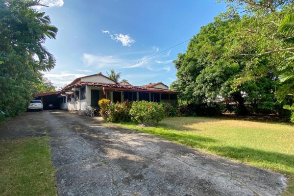 Venta de terreno en altos del golf