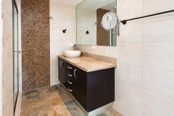 Apartment for sale in the innova tower building