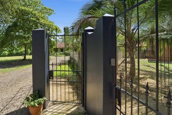 Casa de campo personalizada con casita en pedasí