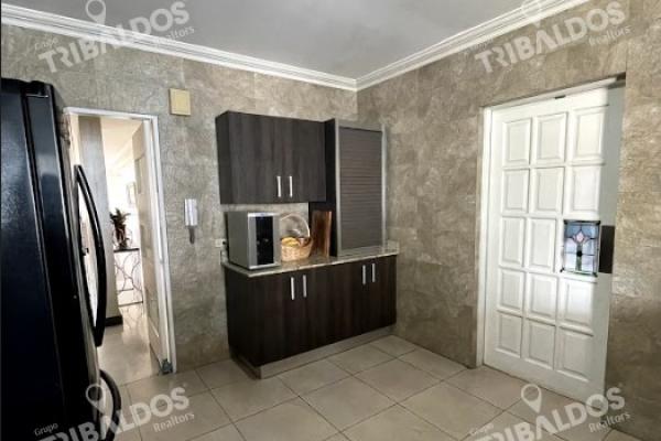 Venta de apartamento en ph torre marbella, bella vista