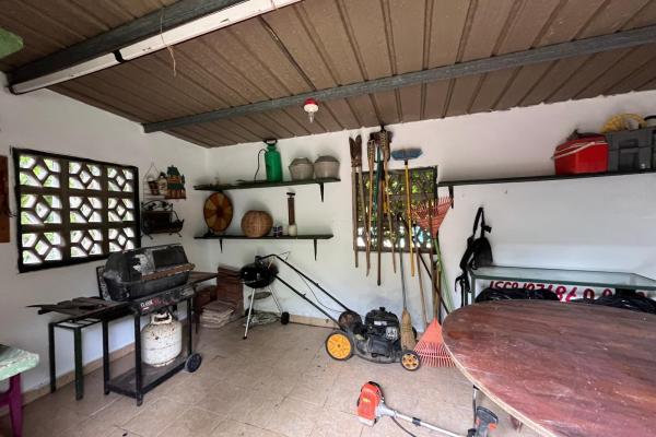 House in playa corona with large land