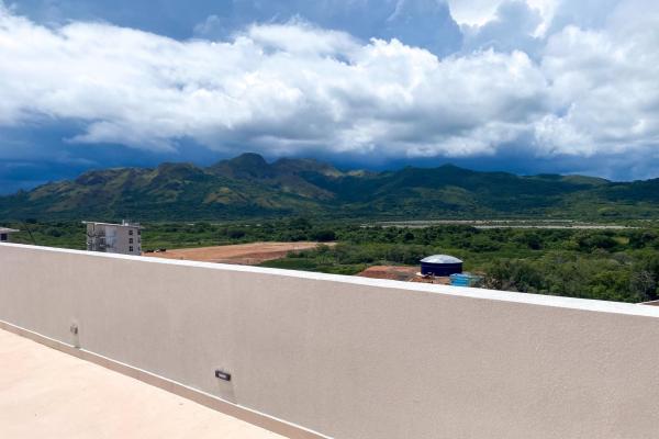 Apartamento frente a la playa en playa caracol, panamá.