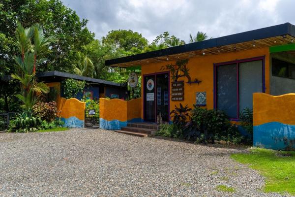 Turnkey restaurant and commercial property