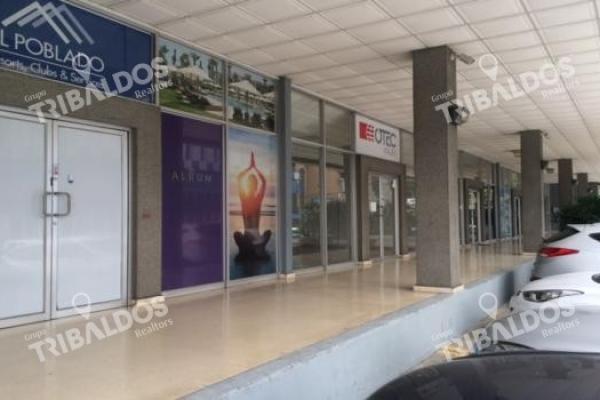 Local comercial en plaza ancana