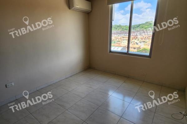 Venta de apartamento en ph mc gregor point, ancón