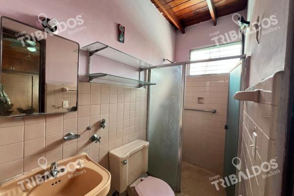 Venta de terreno con mejoras en el carmen