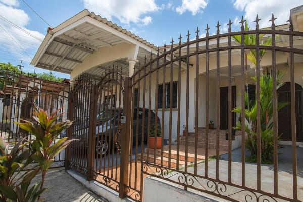 Venta de casa en brisas del golf