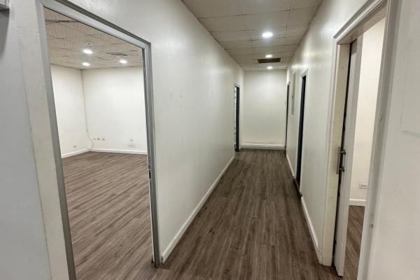 4 locales comerciales contiguos en venta | plaza colón | disponibles juntos