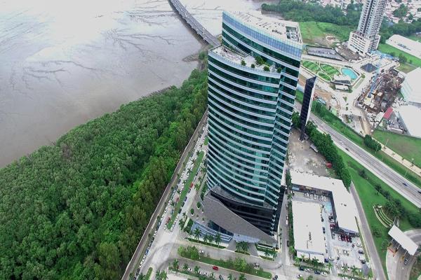Costa del este financial park