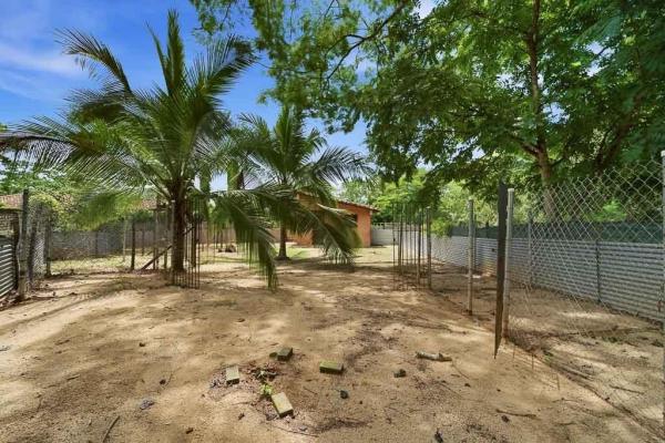 Custom country home with casita in pedasi