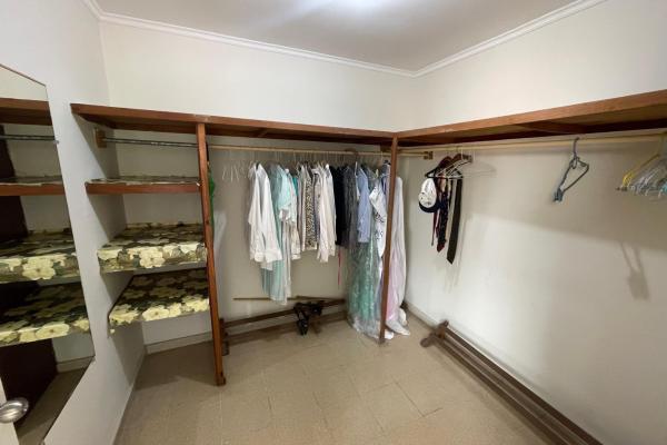 Venta de casa dos pisos con elevador en la loma (hato pintado)