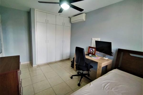Venta de casa adosada en villa de las azores en villa lucre