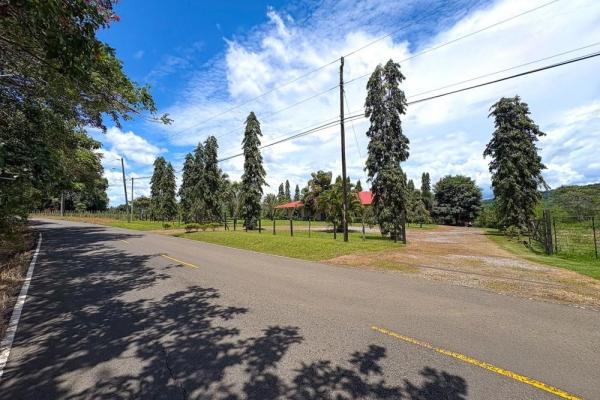 4-bedroom hacienda-style home in david