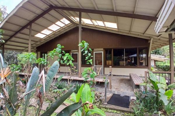 Beautiful park property in high-altitude location