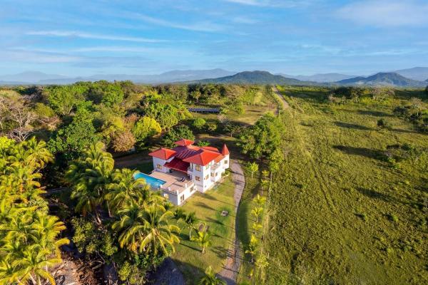 Finca frente al mar en 1,5 hectáreas en playa nanzal