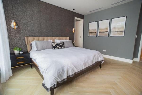 Se vende exclusivo apartamento de 3 habitaciones frente a la isla.