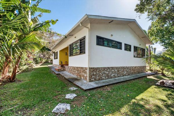 Tropical garden home potrerillos mountain views