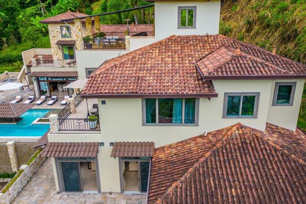 Mansion for sale in boquete - chiriquí
