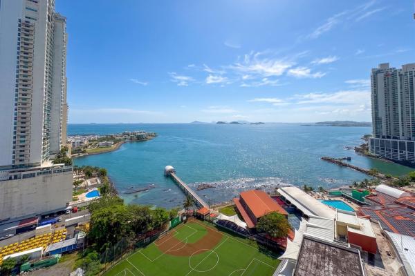 Apartamento frente al mar en ciudad de panamá, panamá