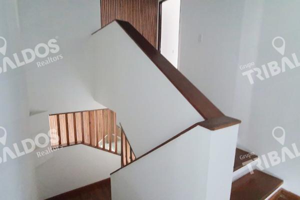 Venta casa en altos del golf con piscina propia