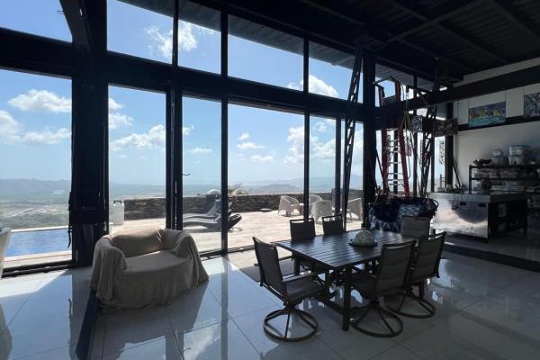 Modern villa, 3 independent guest house and views