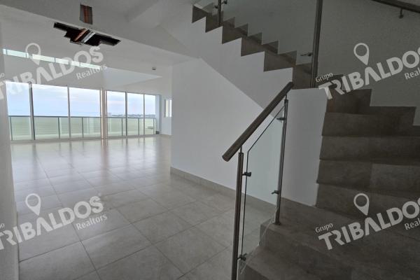 Venta de apartamento en ocean waves nueva gorgona