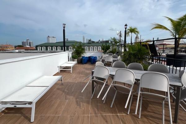Apartment for sale in old town panama