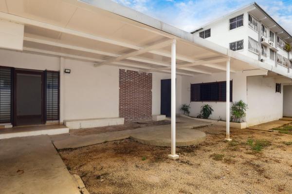 Alquiler de casa comercial en parque lefevre