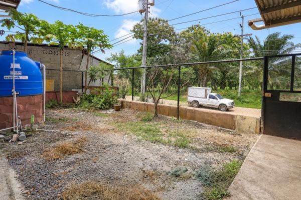 Venta de galera sobre la ave. josé agustín arango