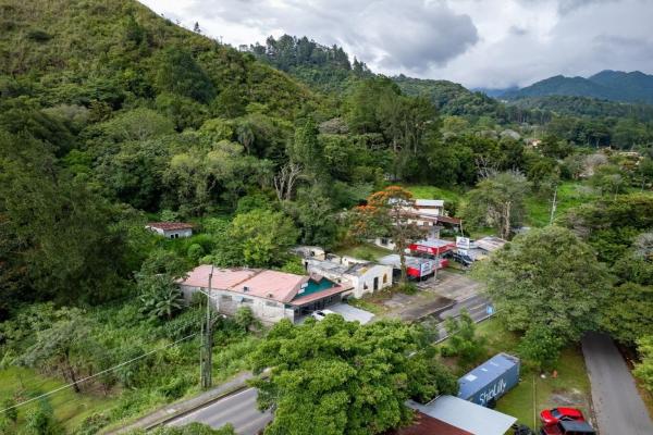 Excelente terreno comercial en bajo boquete panamá