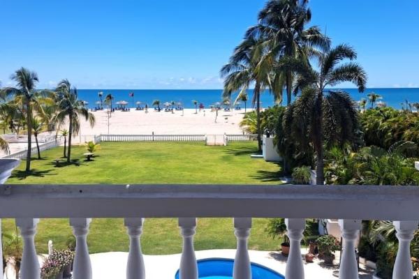 Villa dúplex frente al mar en playa blanca