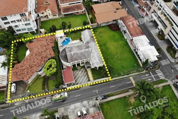 Venta de terreno con mejorasen san francisco