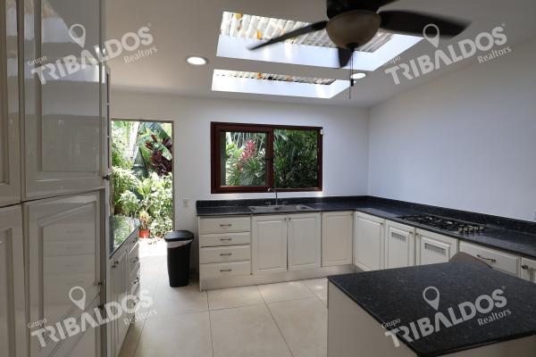Alquiler de casa en altos del golf