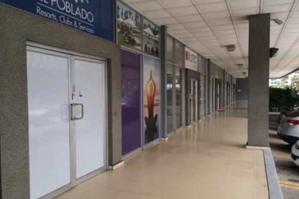 Local comercial en plaza ancana