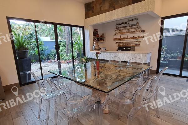 Venta de casa en villa valencia, costa sur con paneles solares