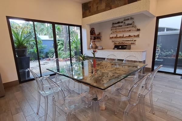 Sale of house in villa valencia, costa sur with solar panels