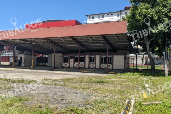Venta de terreno en la ave. justo arosemena
