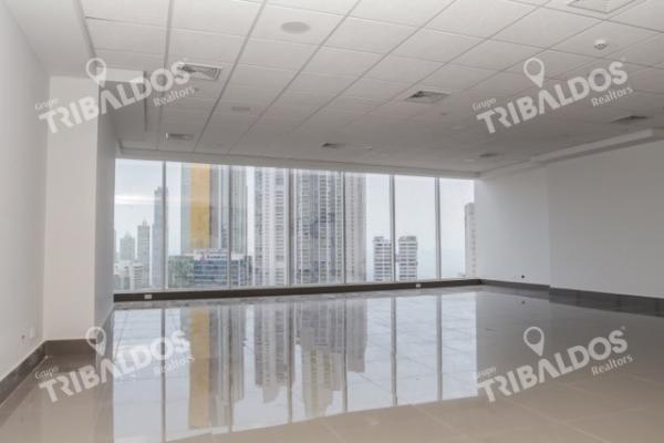 Alquiler de oficina en evolution tower