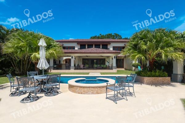 Venta de hermosa casa de playa en buenaventura