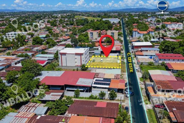 Venta de terreno con anteproyecto en las acacias