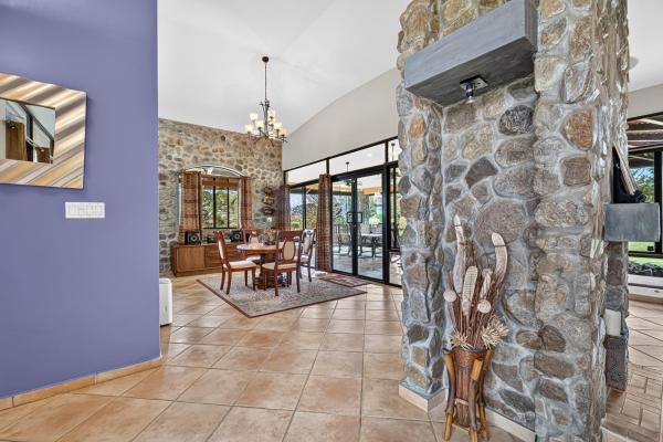 Casa los molinos boquete con amplia terraza